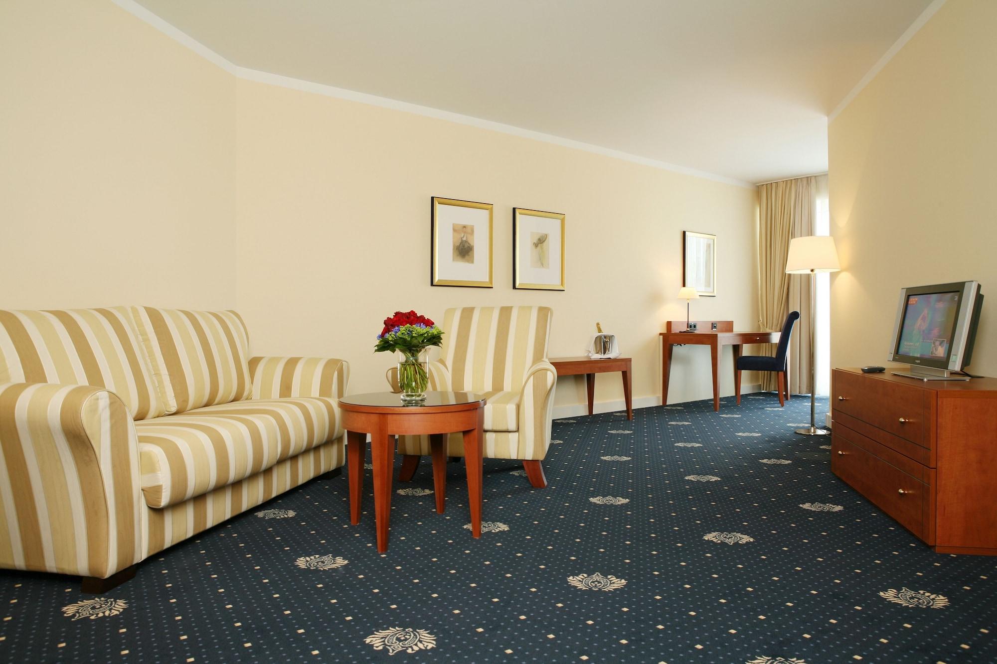 Hotel Vier Jahreszeiten Starnberg Esterno foto