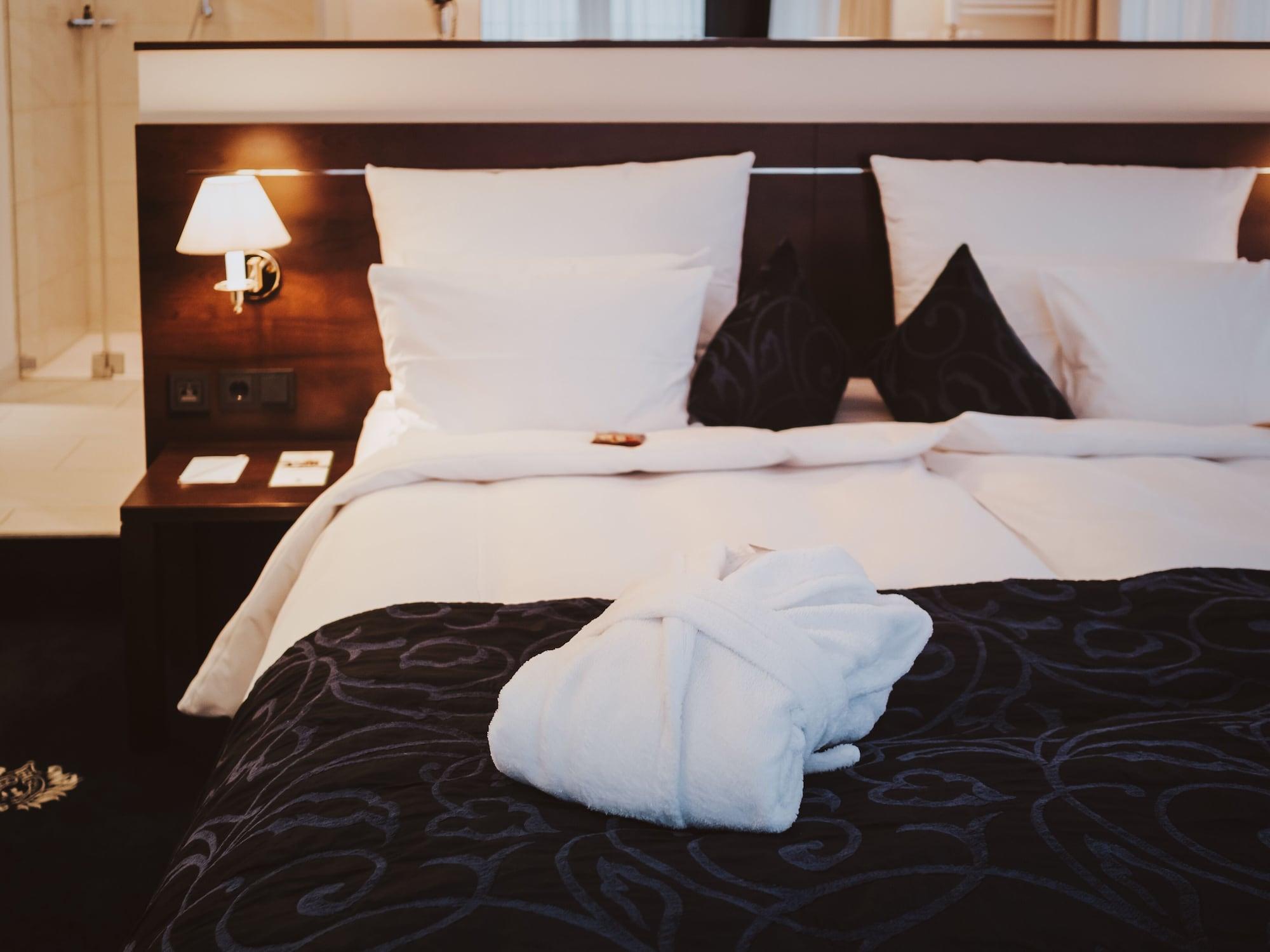 Hotel Vier Jahreszeiten Starnberg Esterno foto