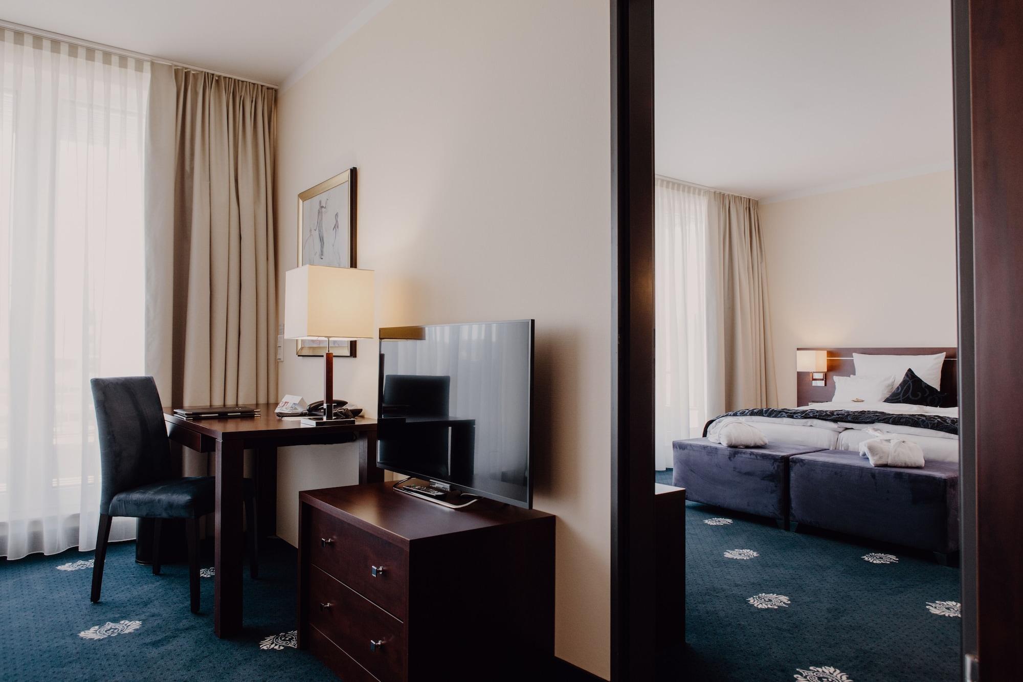 Hotel Vier Jahreszeiten Starnberg Esterno foto